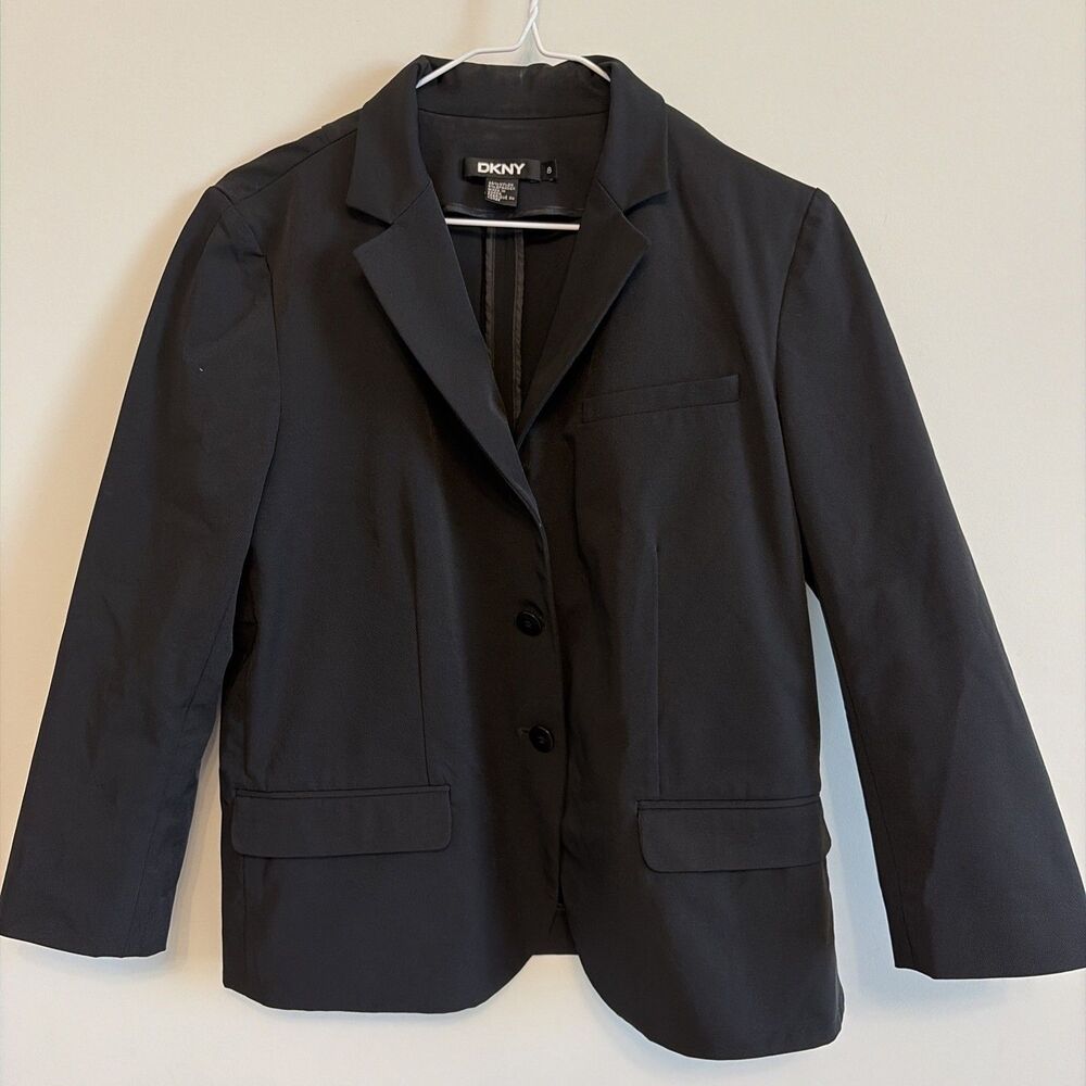 DKNY Women's Size 8 Black 3-Button Suit Jacket Blazer Nylon Spandex Tech Stretch